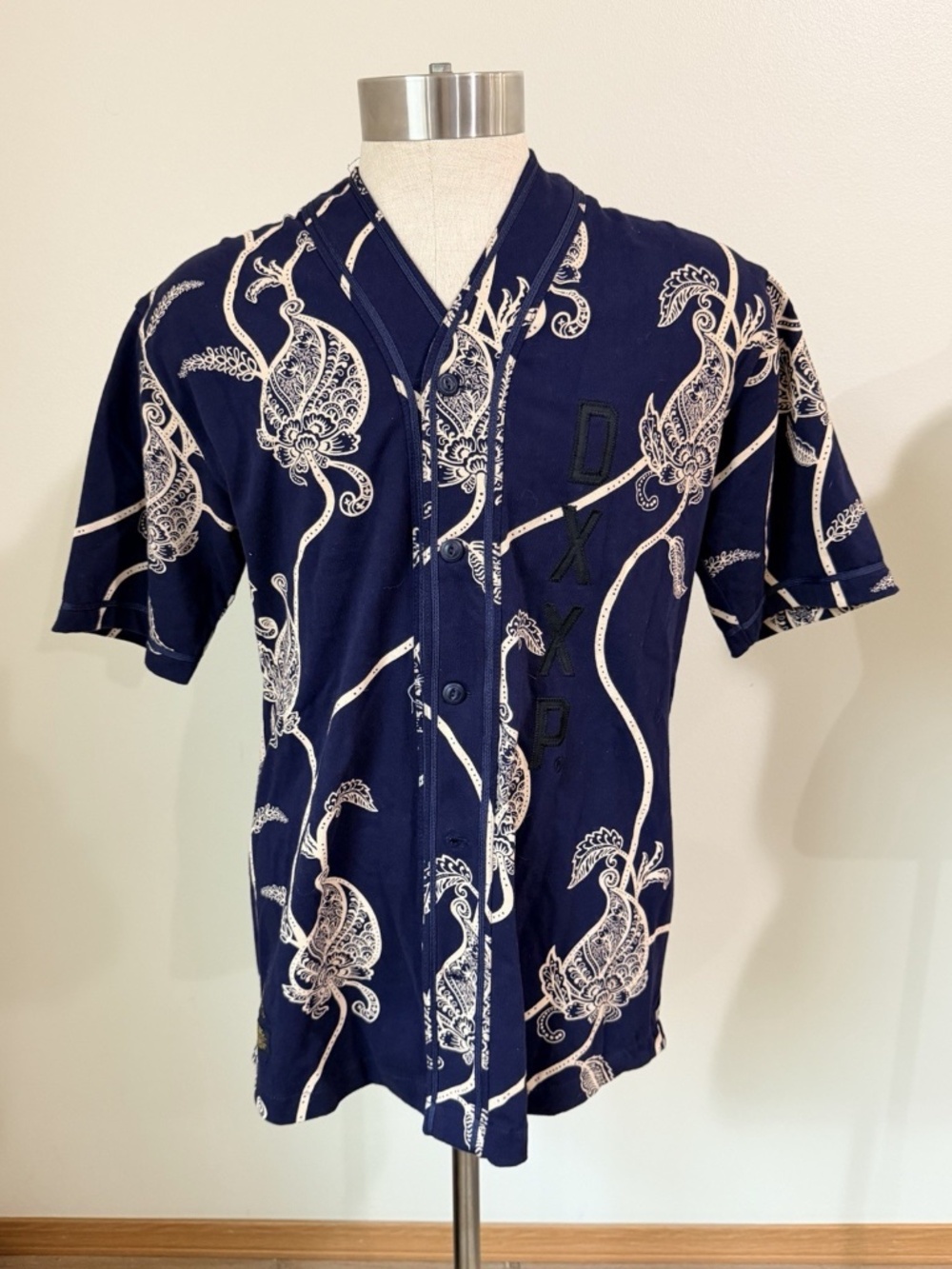10 Deep Stealing Home Navy Blue Button Front Jersey Sz Medium